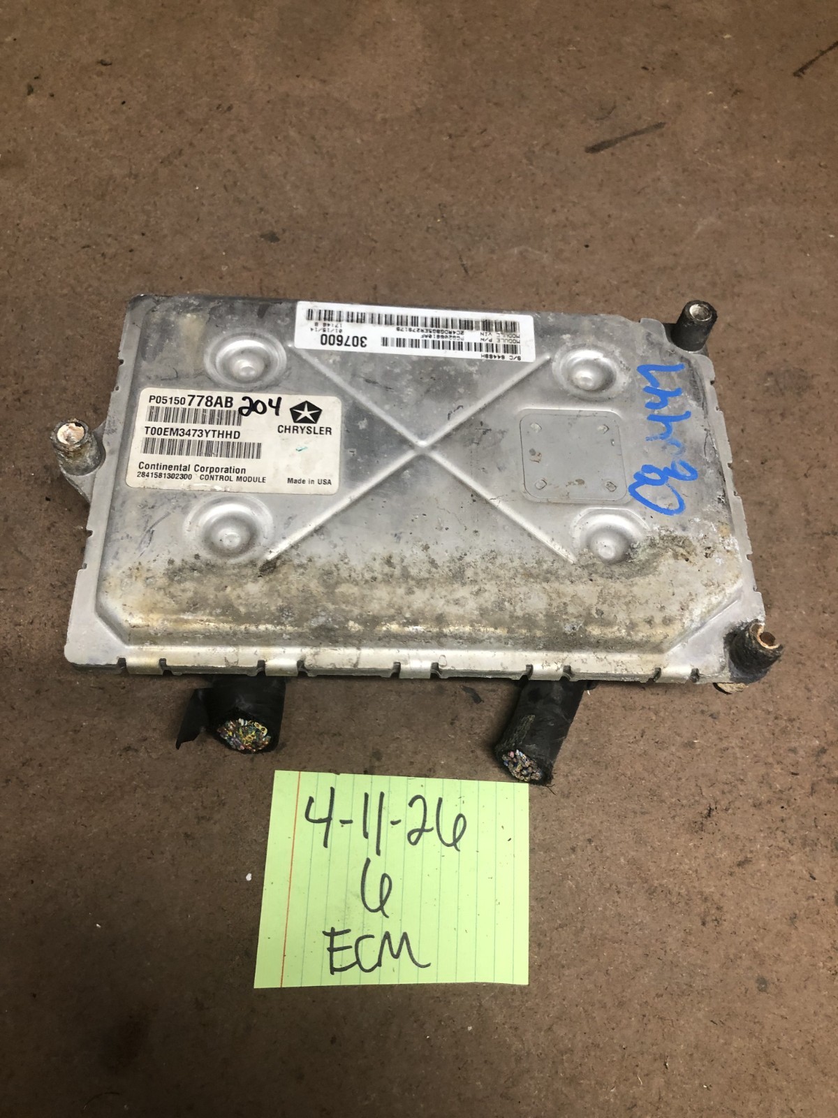 14 Chrysler Town Country Caravan Engine Computer Control Module 05150778AB Plugs