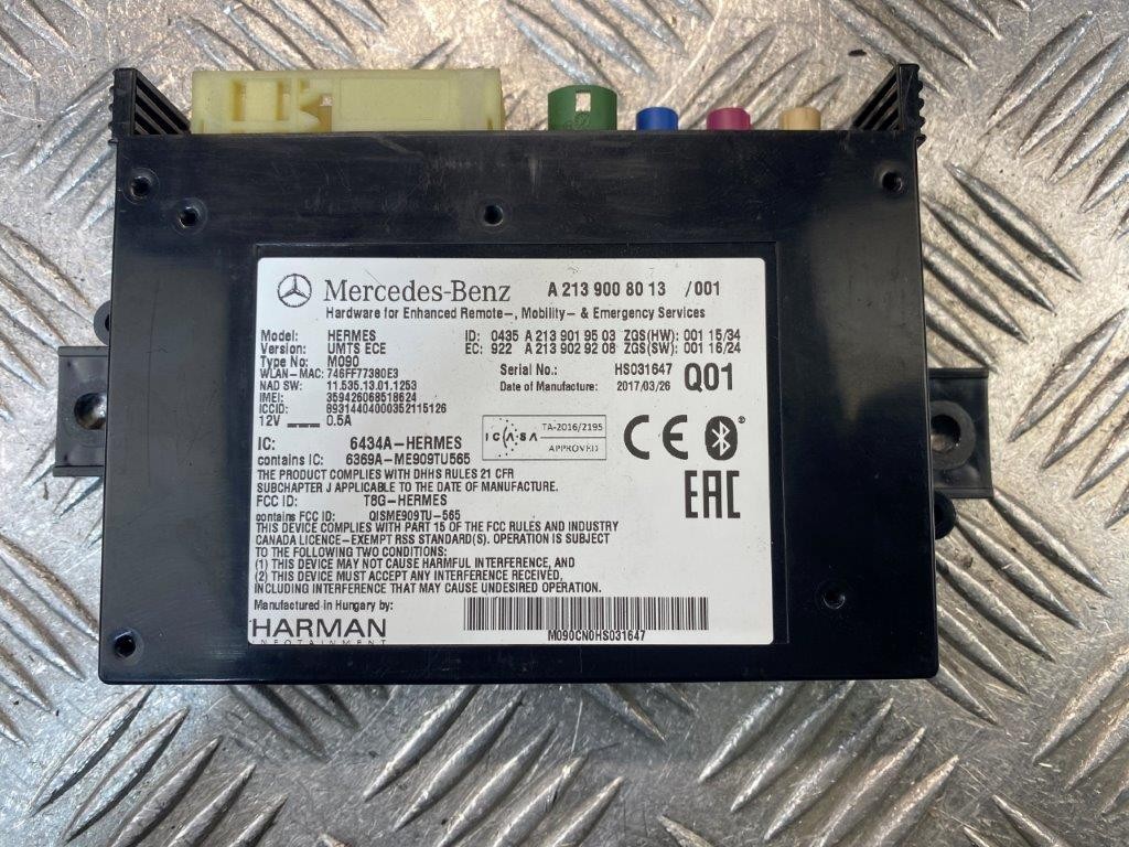 15-18 MERCEDES A CLASS A160 BLUETOOTH ECU CONTROL MODULE A2139008013