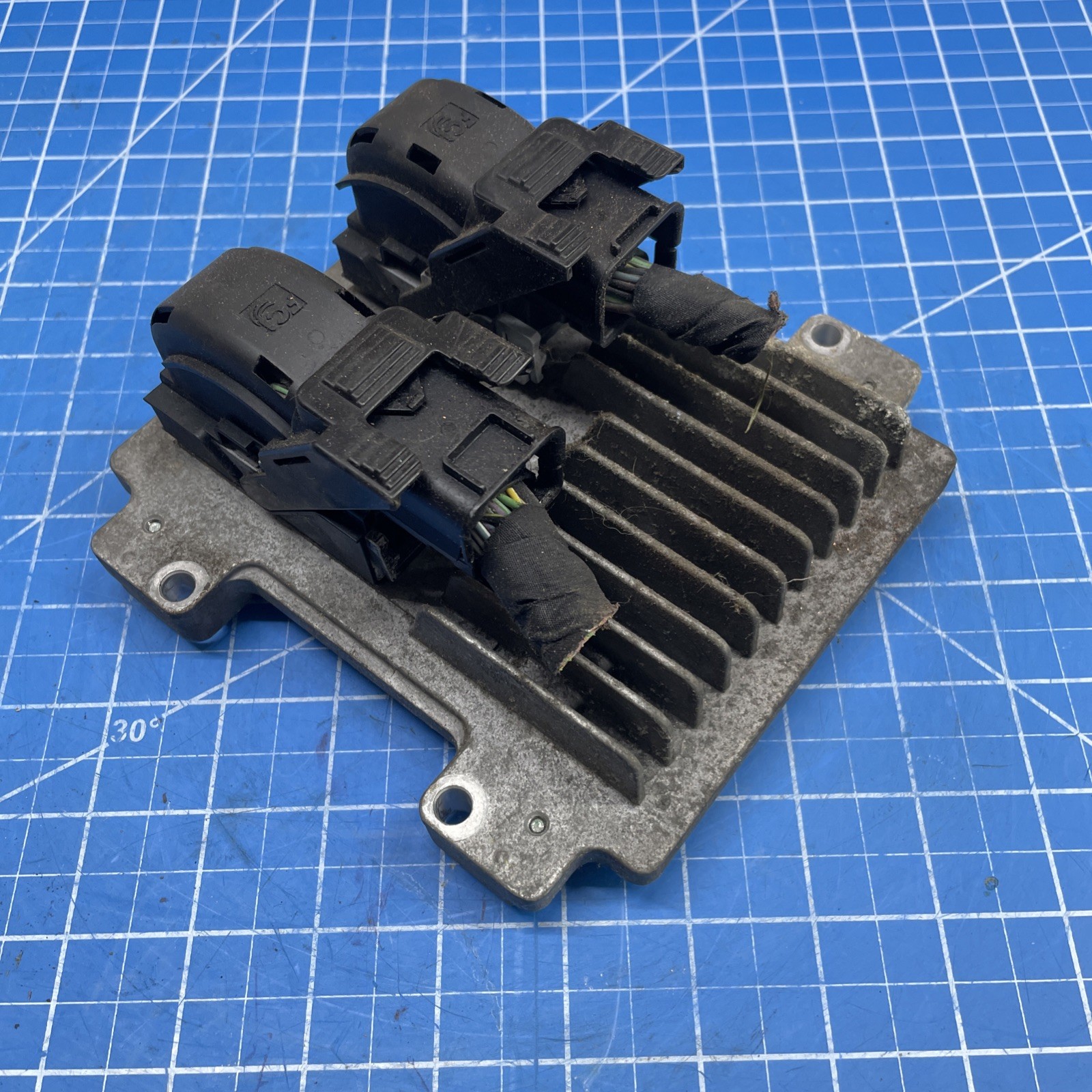 2011 2012 Chevy Cruze 1.8L Engine Computer Control Module ECM ECU 12653536