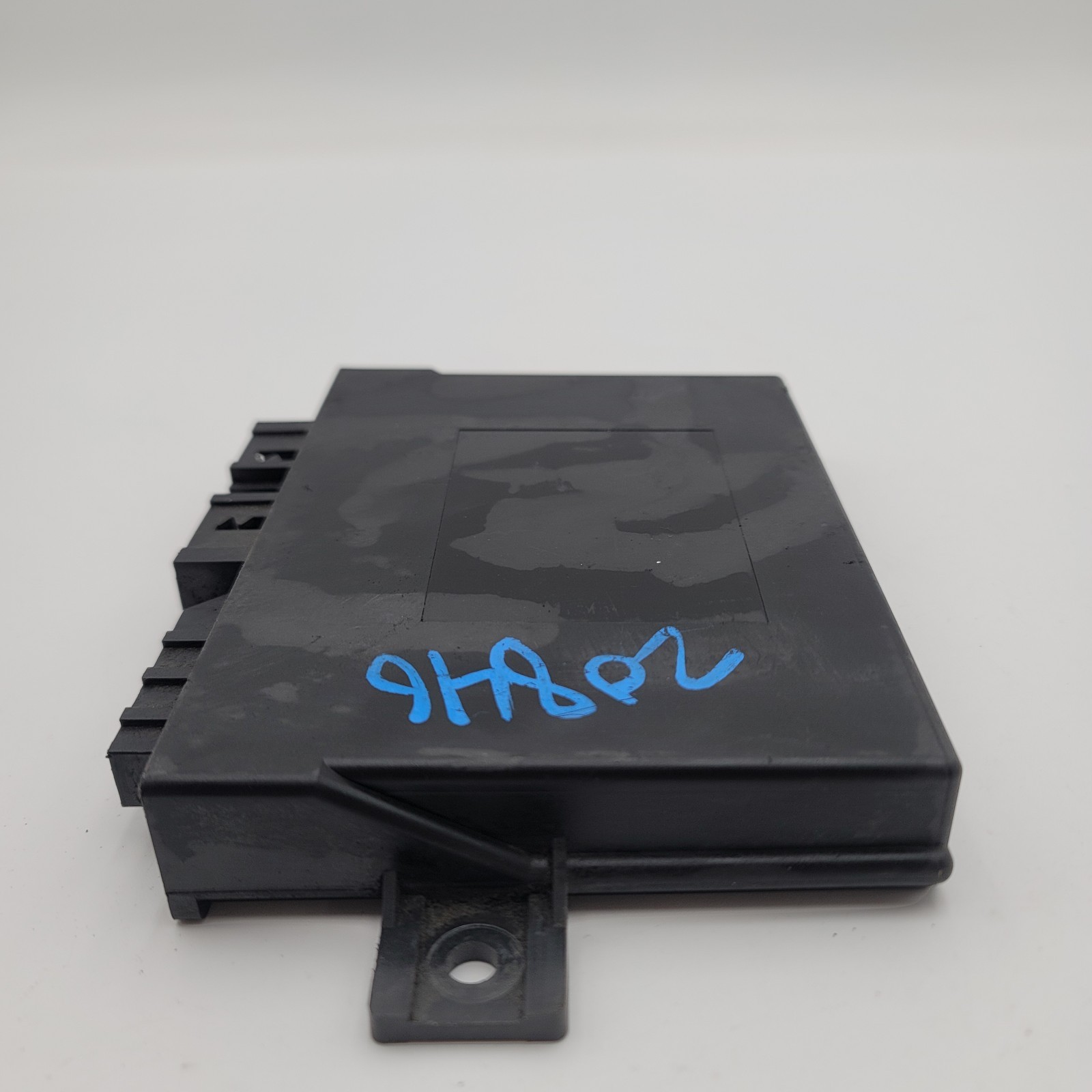 2000 – 2003 Mercedes CL500 CL55 AMG Keyless Entry Control Module A2305451032