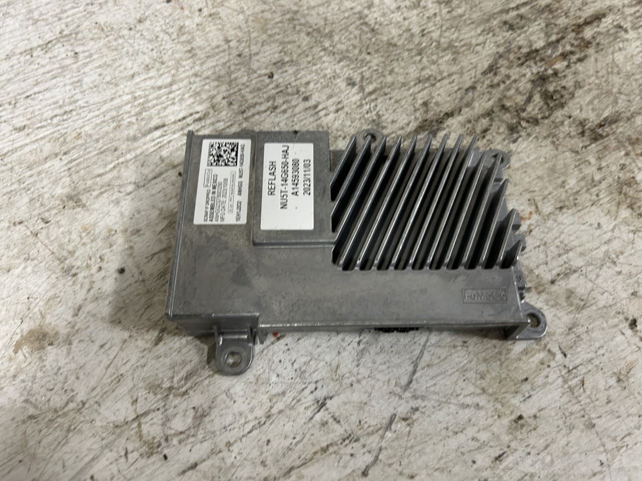 2023 FORD TRANSIT35 Network Gateway Control Module OEM Part Number NU5T14G650HAJ