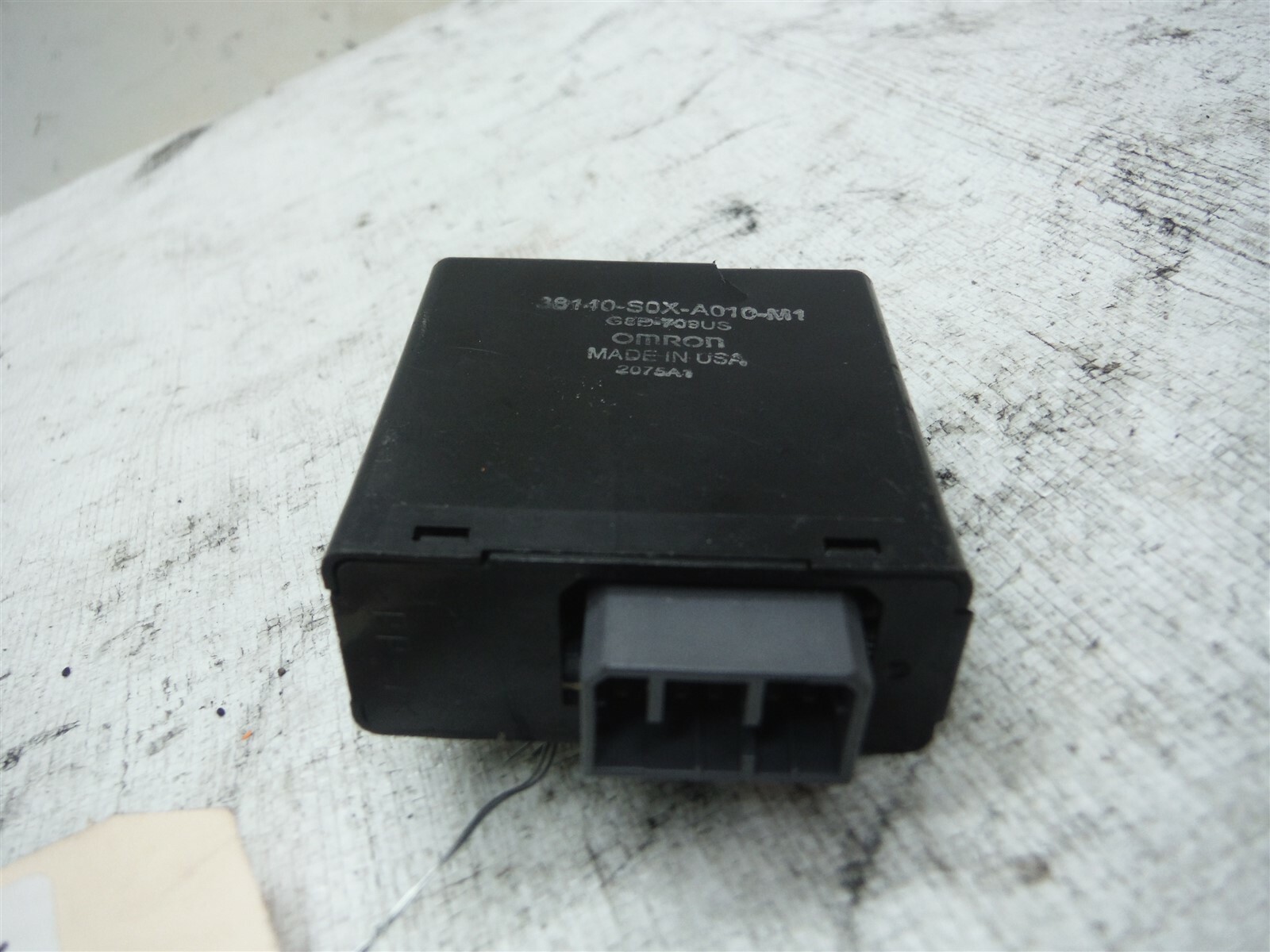 2005 HONDA ELEMENT 38140-SDX-A010-M1 OMRON MODULE RELAY ASSEMBLY OEM 2003-2008