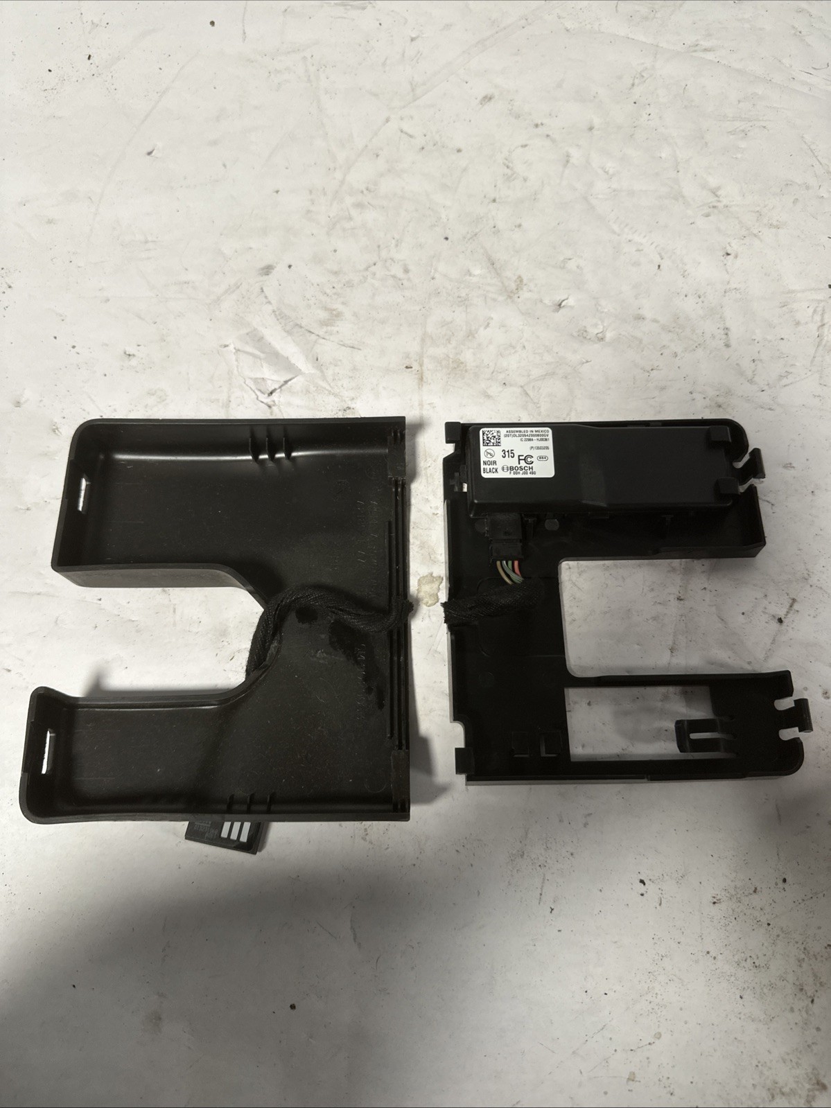 2010 – 2017 Chevrolet Equinox Keyless Entry Receiver Module Unit 13503205 OEM