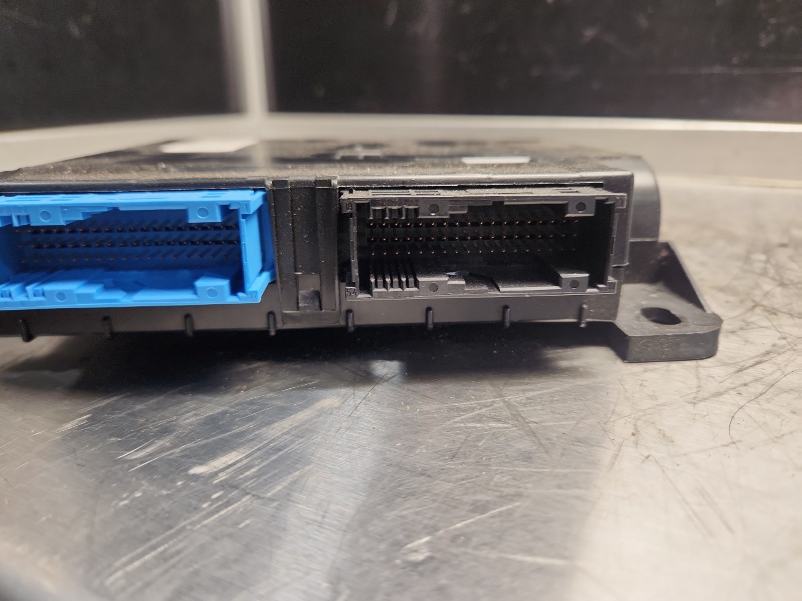 Mini Cooper R50 R53 BCM Body Control Module 6943157 57762110