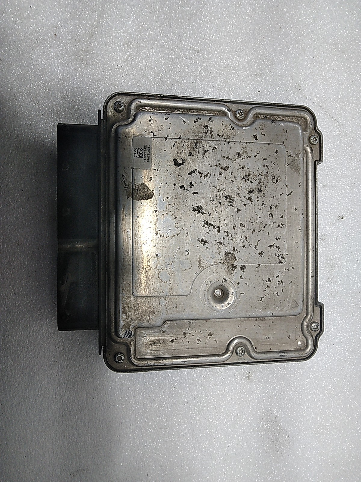 2009-2010 VOLKSWAGEN TIGUAN ENGINE CONTROL MODULE ECU PCM CO MPUTER 06J906026DP