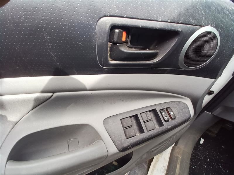 89661-04G60 Electronic Control Module Toyota Tacoma 10624923