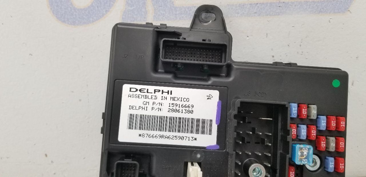 07 CHEVY CORVETTE C6 BODY CONTROL MODULE BCM 15916669
