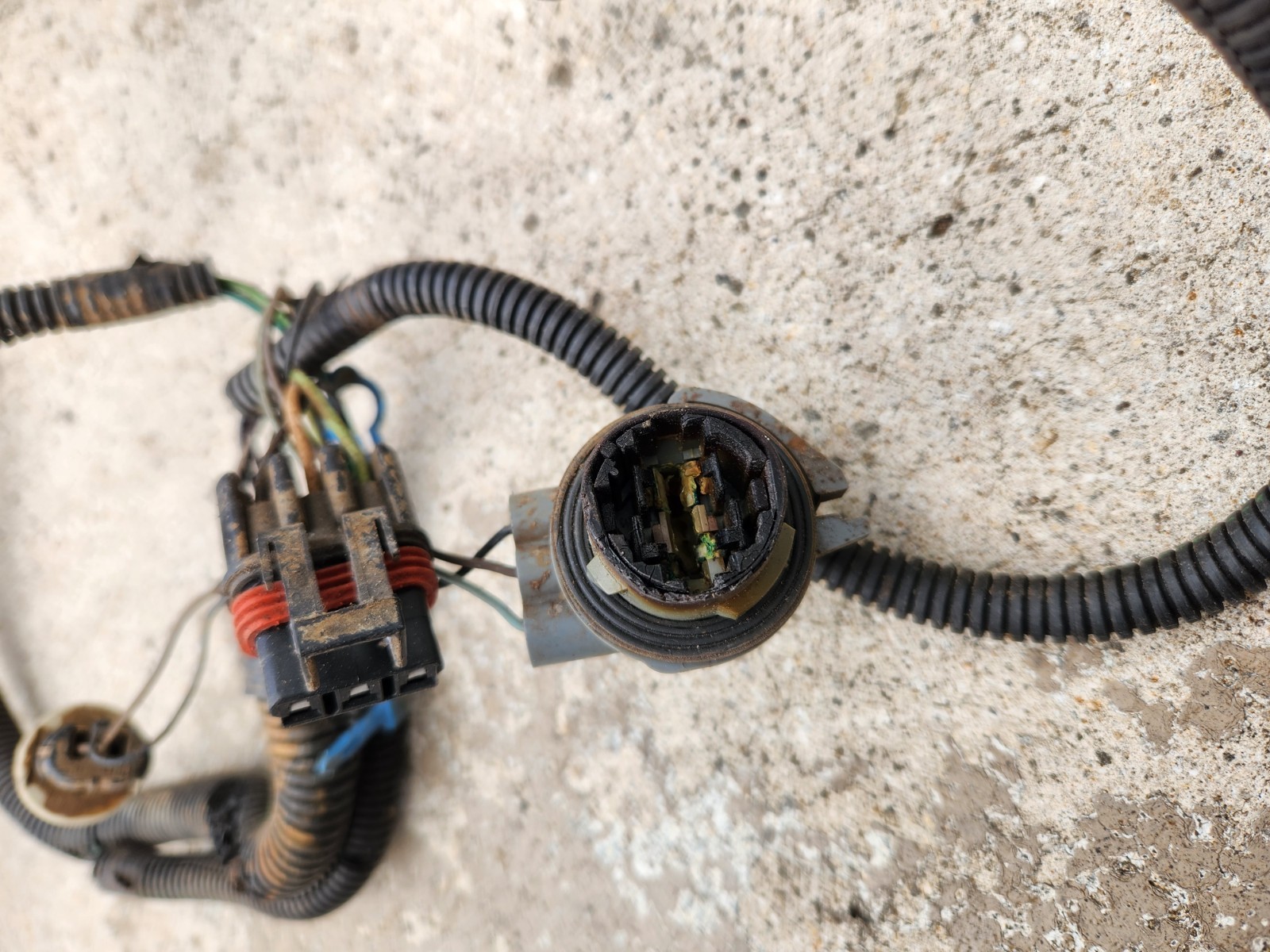 1995 Trans AM Engine Bay Forward Harness Headlights Horns Fans Relays *READ*