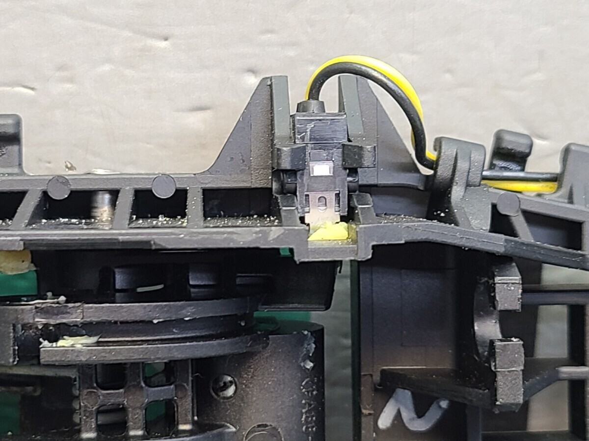 Maserati Ghibli M157 Front Right Door Mechanism P68211281AC