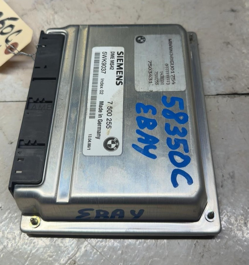 1999-2000 BMW 528I SDN Engine Computer Electronic Control Module ECM ECU OEM