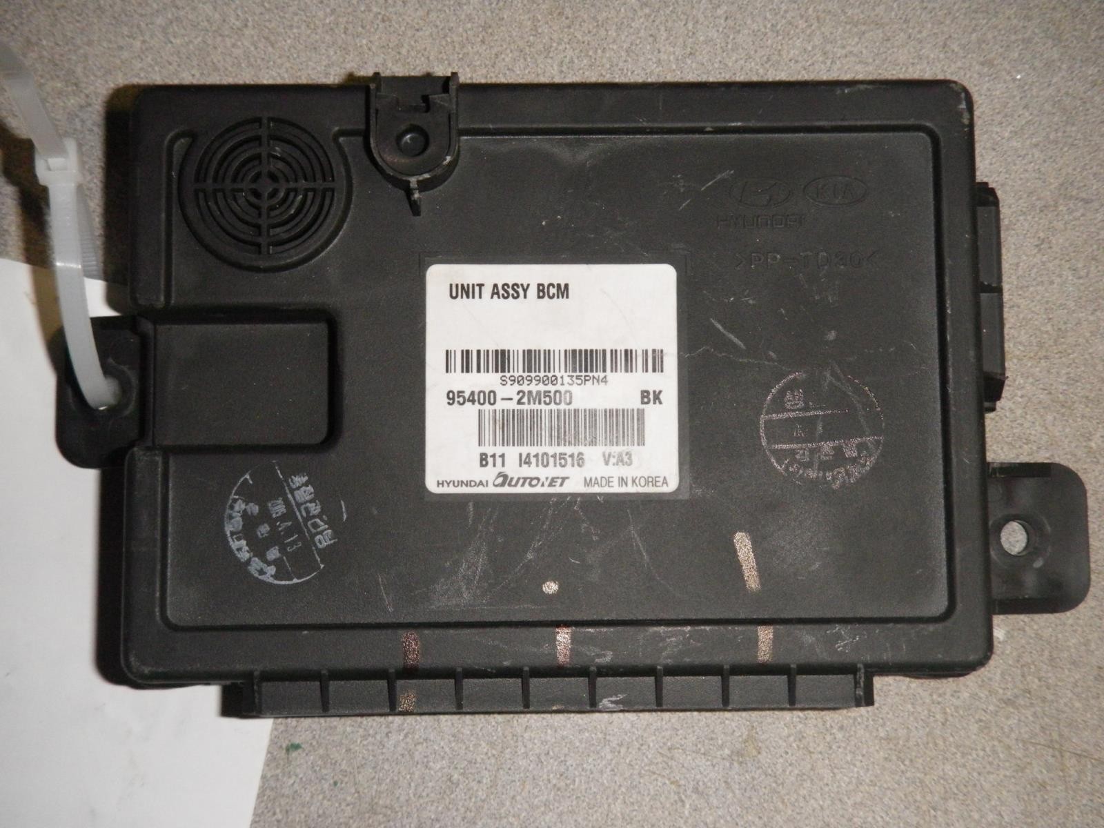 2010 GENESIS BCM ECU 954002M500