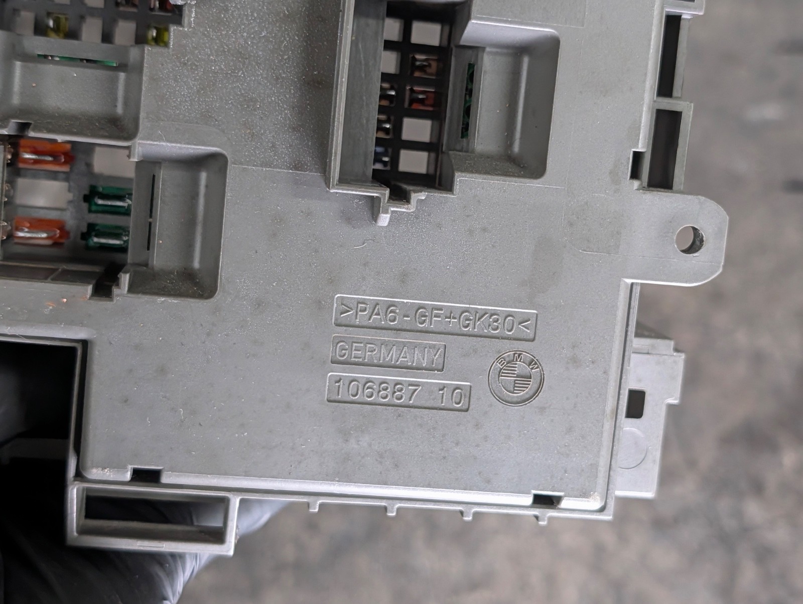 07-10 BMW E90 E92 E93 Junction Box Fuse Box Under Dash OEM