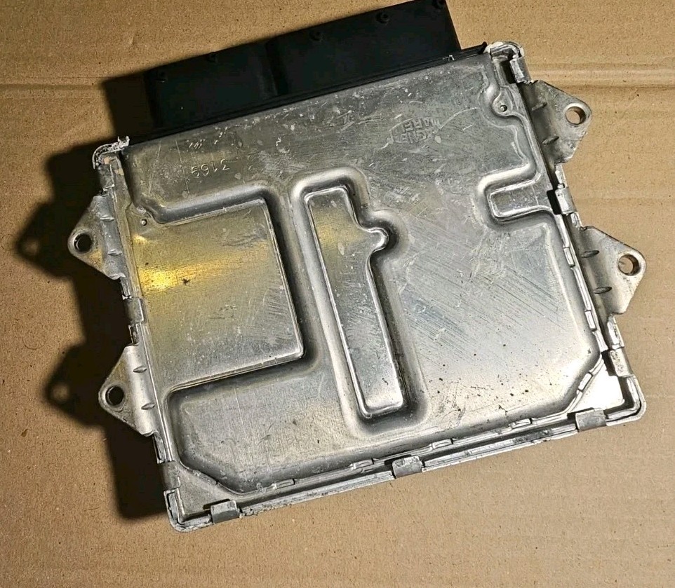 FIAT 500L ENGINE CONTROL MODULE ECU 1.3 DIESEL 55258952 IN WORKING ORDER