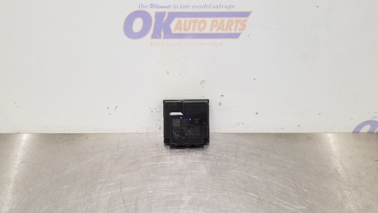 18 GMC YUKON DENALI XL KEYLESS ENTRY CONTROL MODULE 13523254