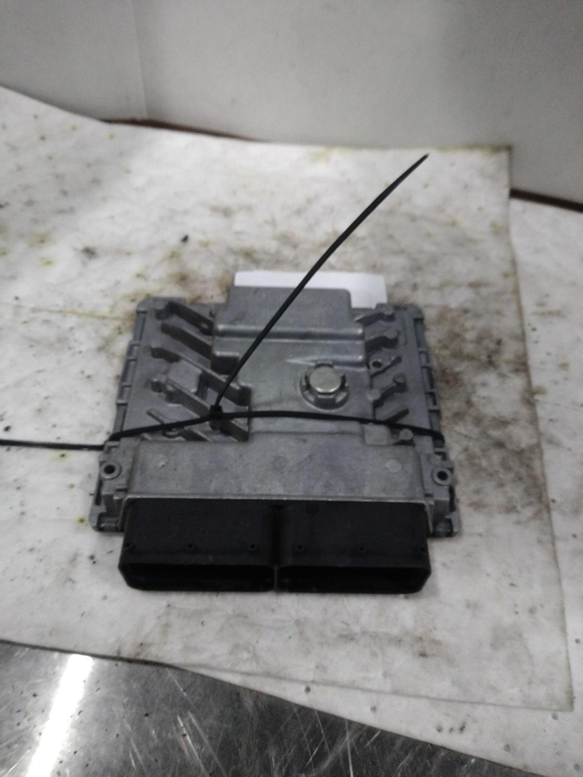 Used Engine Control Module (ECM) fits: 2016 Volkswagen Golf gti Electronic Contr