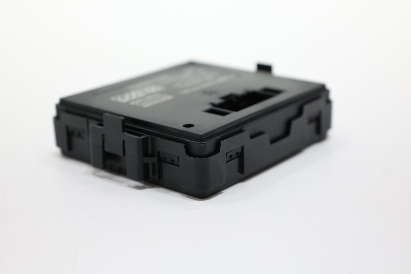 2021-2023 VOLKSWAGEN ATLAS HEADLAMP LIGHT LEVELING CONTROL MODULE OEM 3Q0907338E
