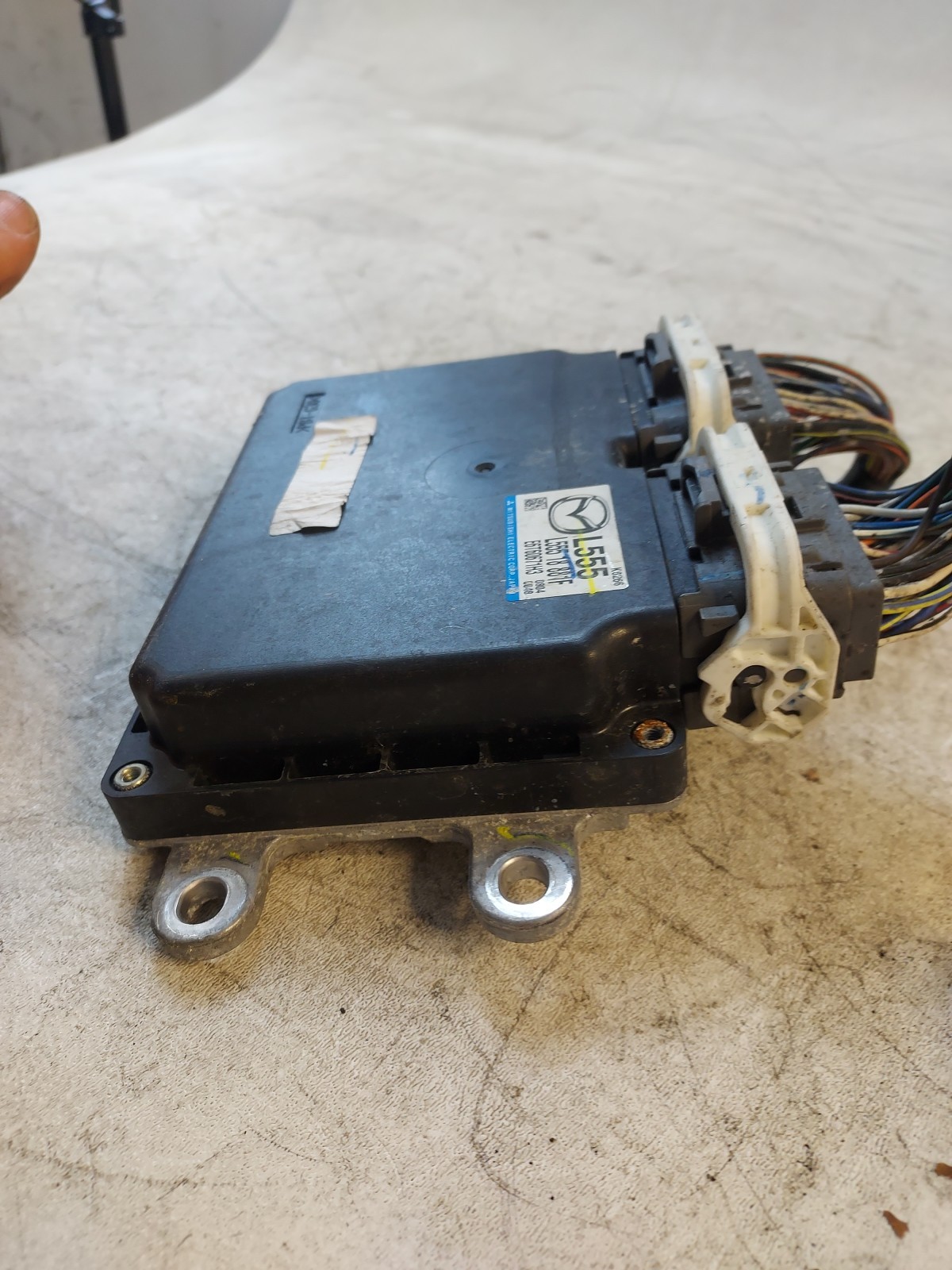 2011 CX-7 CX7 Engine Control Module Computer ECU Module L555-18-881F OEM