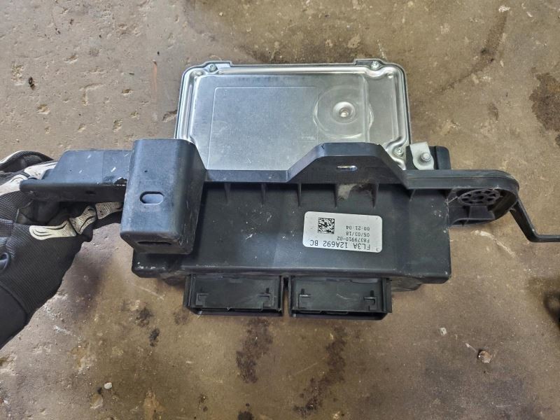 Engine ECM Electronic Control Module Fits 18-21 NAVIGATOR 1867193