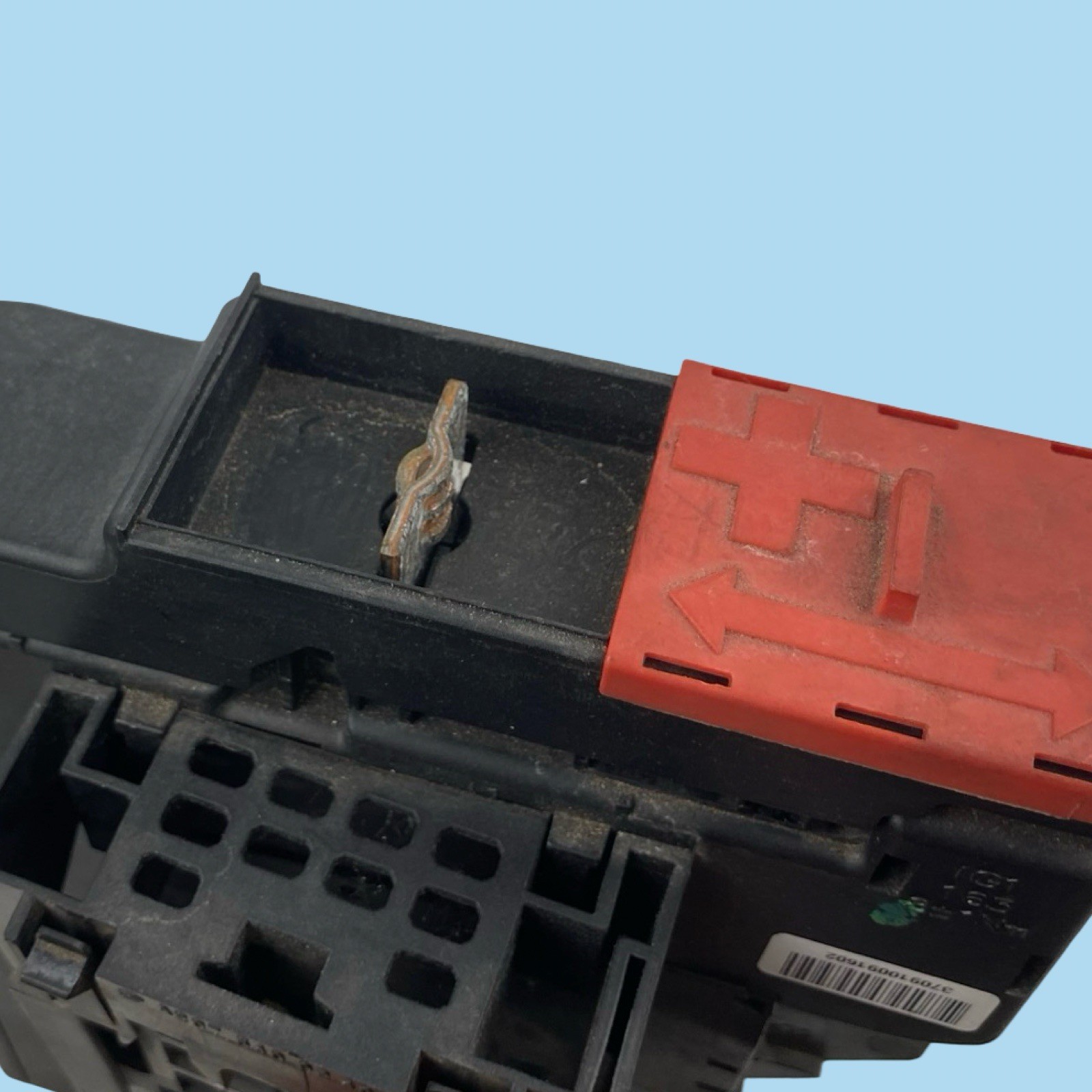 Engine Bay Power Distribution Box OEM 08-11 Mercedes W204 C250 C300 C350 C63