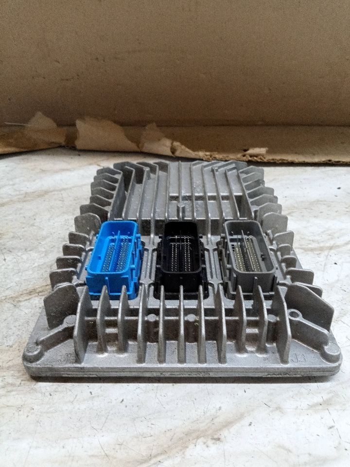 Used Engine Control Module (ECM) fits: 2014 Chevrolet Camaro Electronic Control