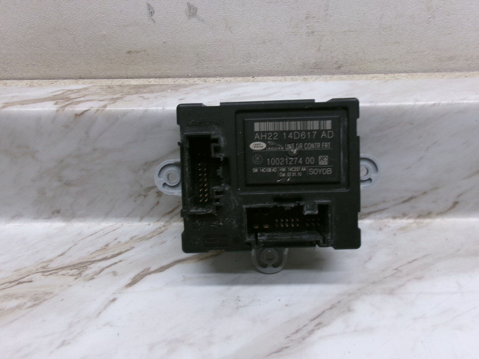 LR044069 10 11 12 13 14 15 16 Land Rover LR4 Right Front Door Control Module OEM