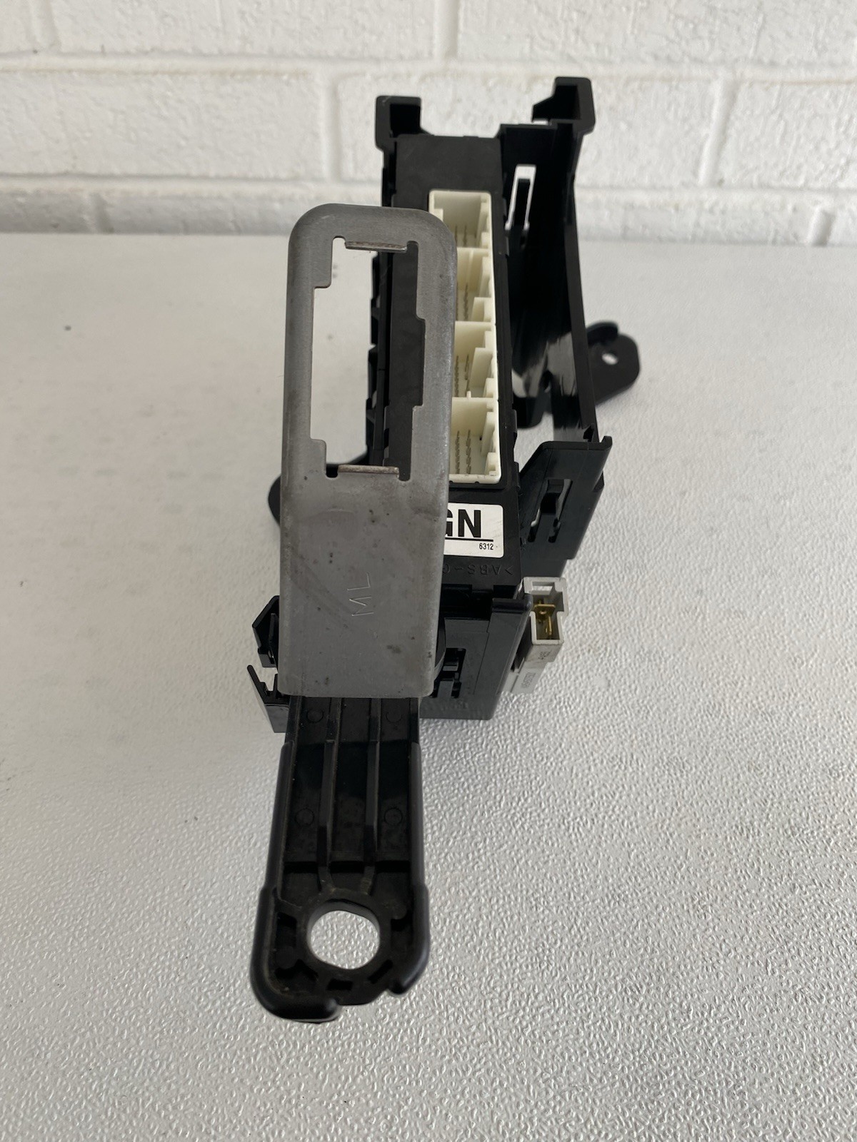2016-2017 SUBARU IMPREZA CONTROL MODULE UNIT OEM 88283FJ100