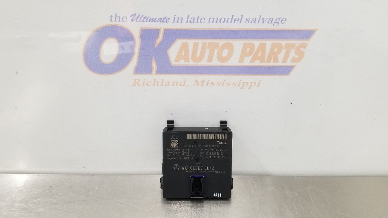 11 MERCEDES BENZ S63 AMG W221 CENTRAL GATEWAY CONTROL MODULE 2219006702