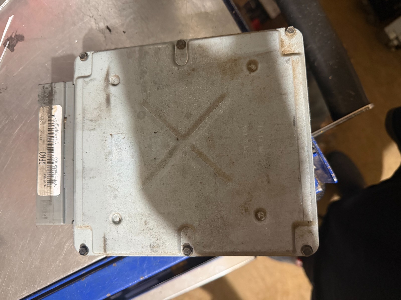 00 FORD E250 4.2 OEM ENGINE COMPUTER ECU PCM YC2F-12A650-AGD