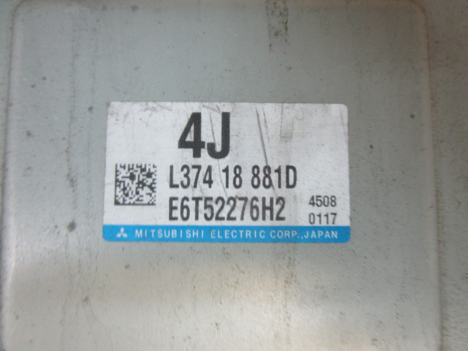 04 05 Mazda 3 Engine Control Module Computer ECM ECU 2004 2005 L37418881D