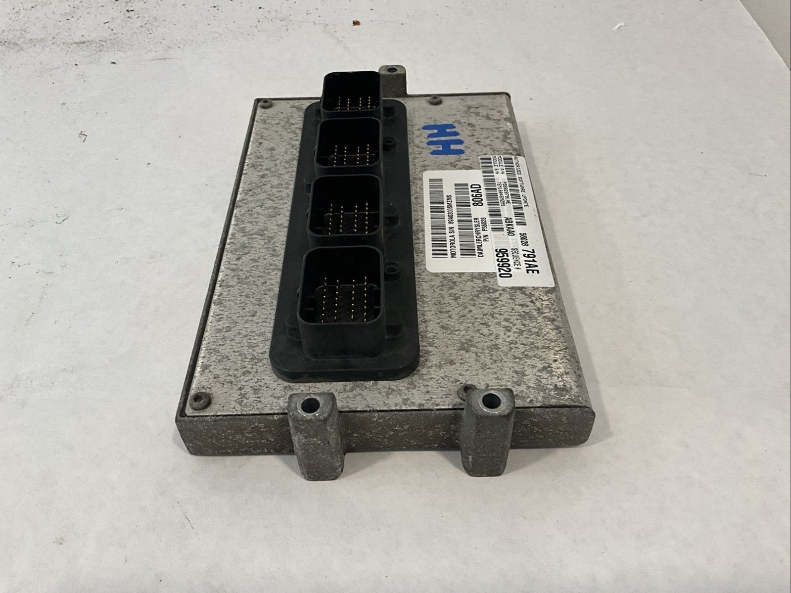 2004 Dodge Ram 1500 Engine Computer ECU Control Module Unit P56028806AD 3.7L OEM