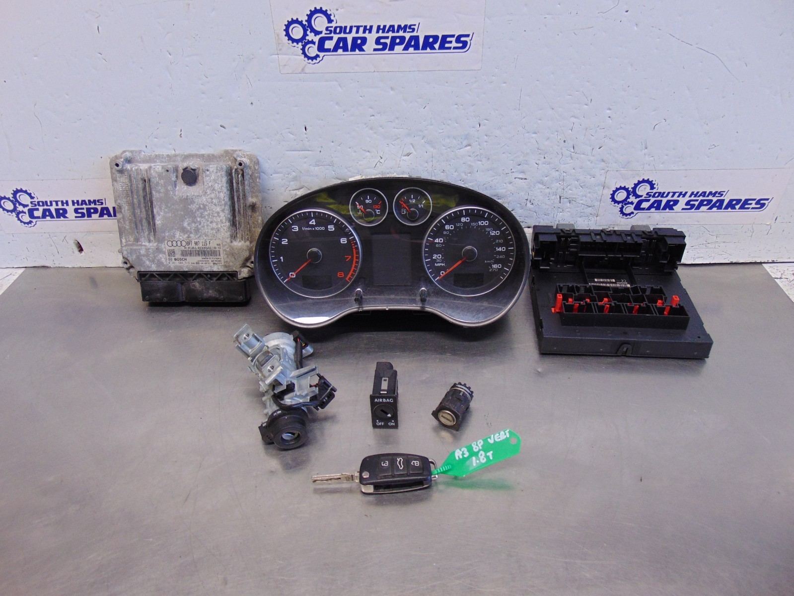 Audi A3 ECU Kit 1.8 Turbo TFSi BZB manual 8P 09-12 key Lock set BCM CONVERTIBLE