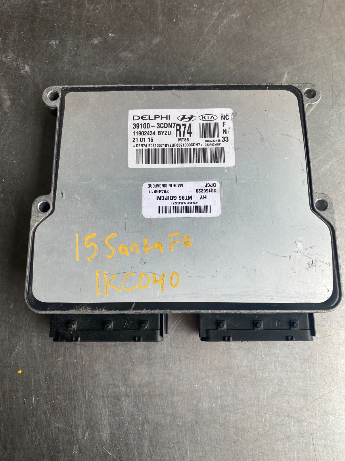13-16 Hyundai Santa FE Engine Control Unit ECU 391003CDN7 Module 555-7e7