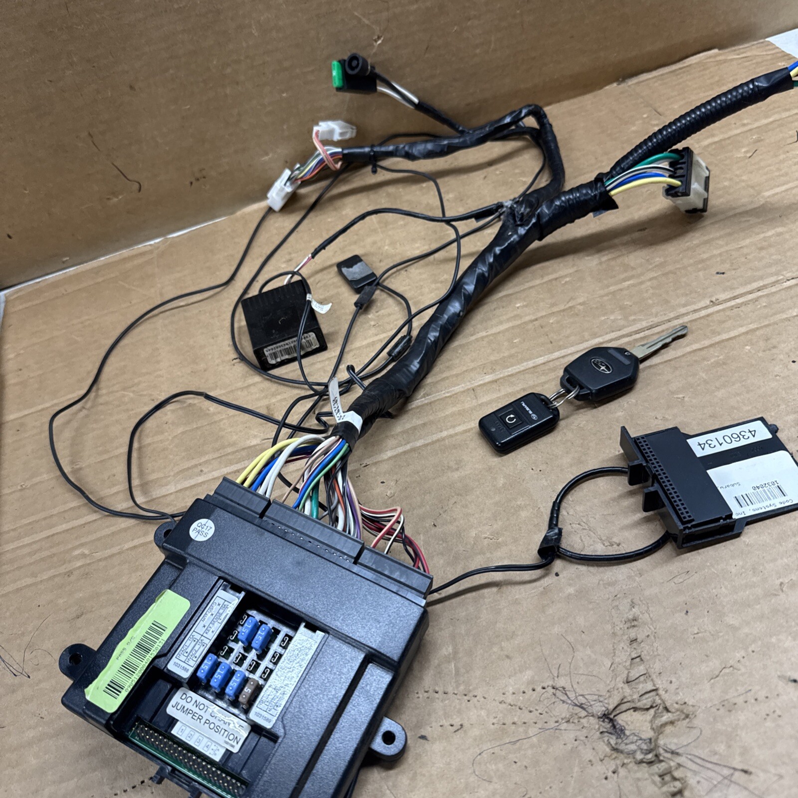 2010 2011 2012 2013 2014 OEM Subaru Tribeca Remote Start Control Module Fob B151