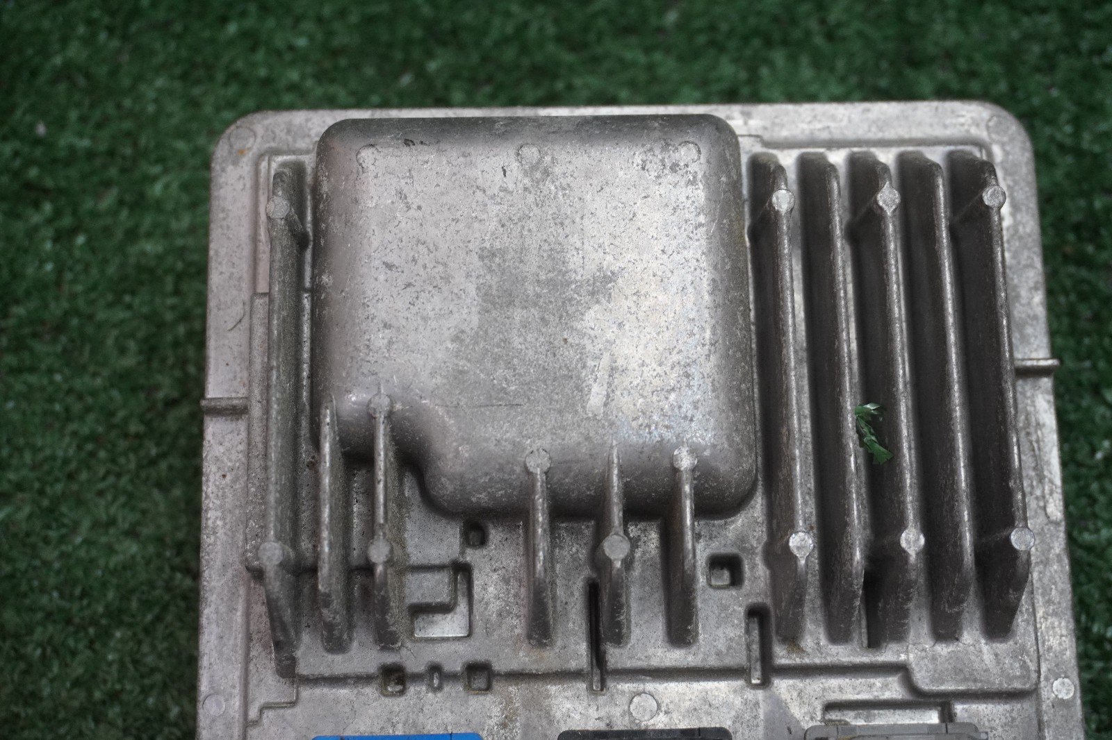 2019 CHEVROLET Equinox 1.5L ENGINE ENGINE CONTROL MODULE ECM OEM 12697837