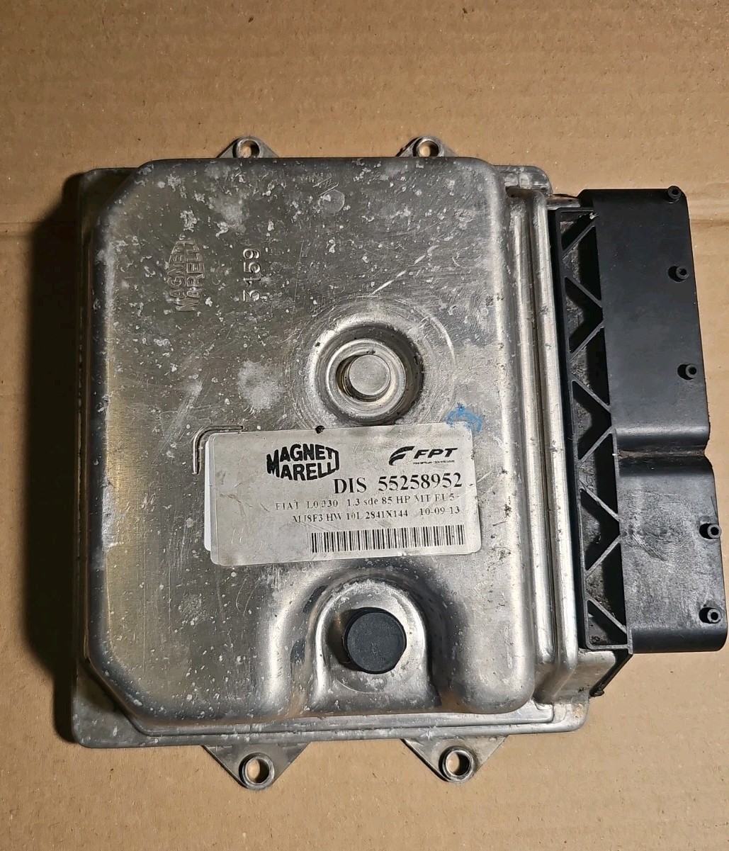 FIAT 500L ENGINE CONTROL MODULE ECU 1.3 DIESEL 55258952 IN WORKING ORDER