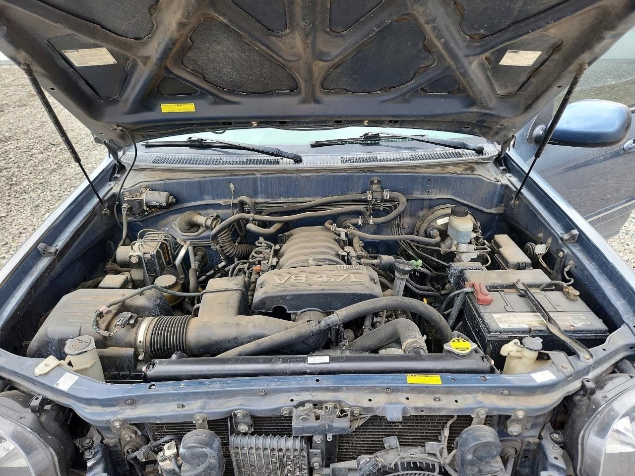 Engine ECM Electronic Control Module Center Dash 4WD Fits 05 SEQUOIA 33183403