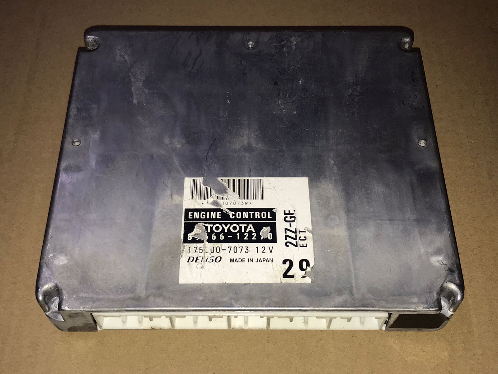 Jdm 00-05 Toyota Corolla Fielder 2ZZ-GE Vvti 1.8L Automatic Ecu 89666-12270