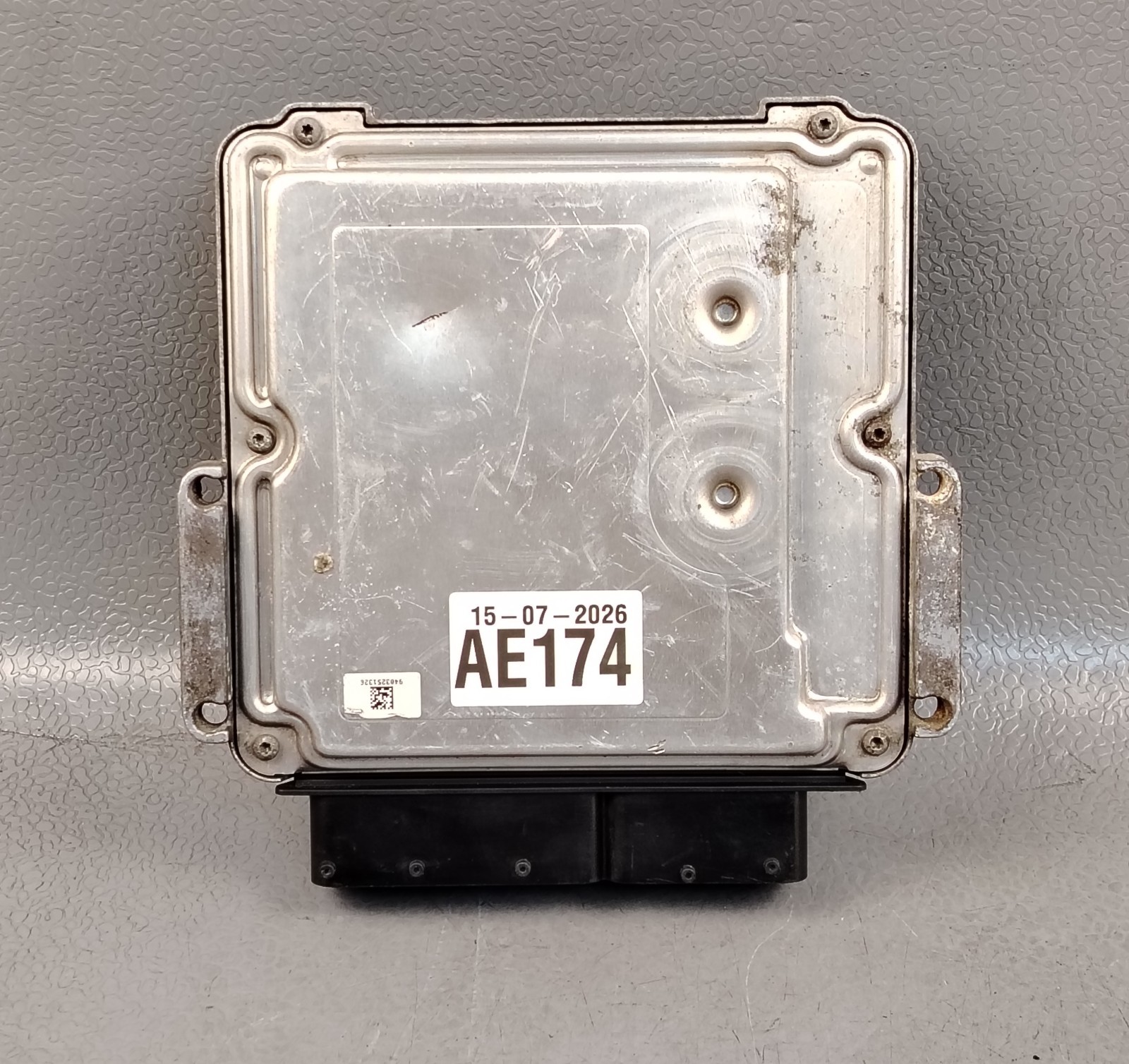 MITSUBISHI FUSO CANTER FE FB 4P10T5 ENGINE CONTROL MODULE ECU ECM ECD 0281020173
