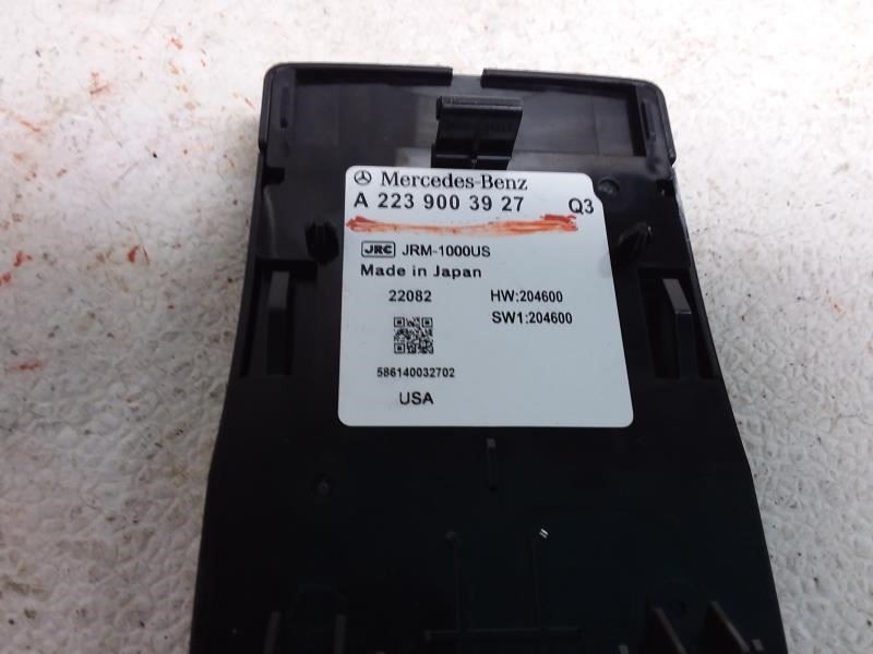 2023 MERCEDES S580 OEM BLACK MODULE WITH 4 BUTTONS OEM ID# 2239003927