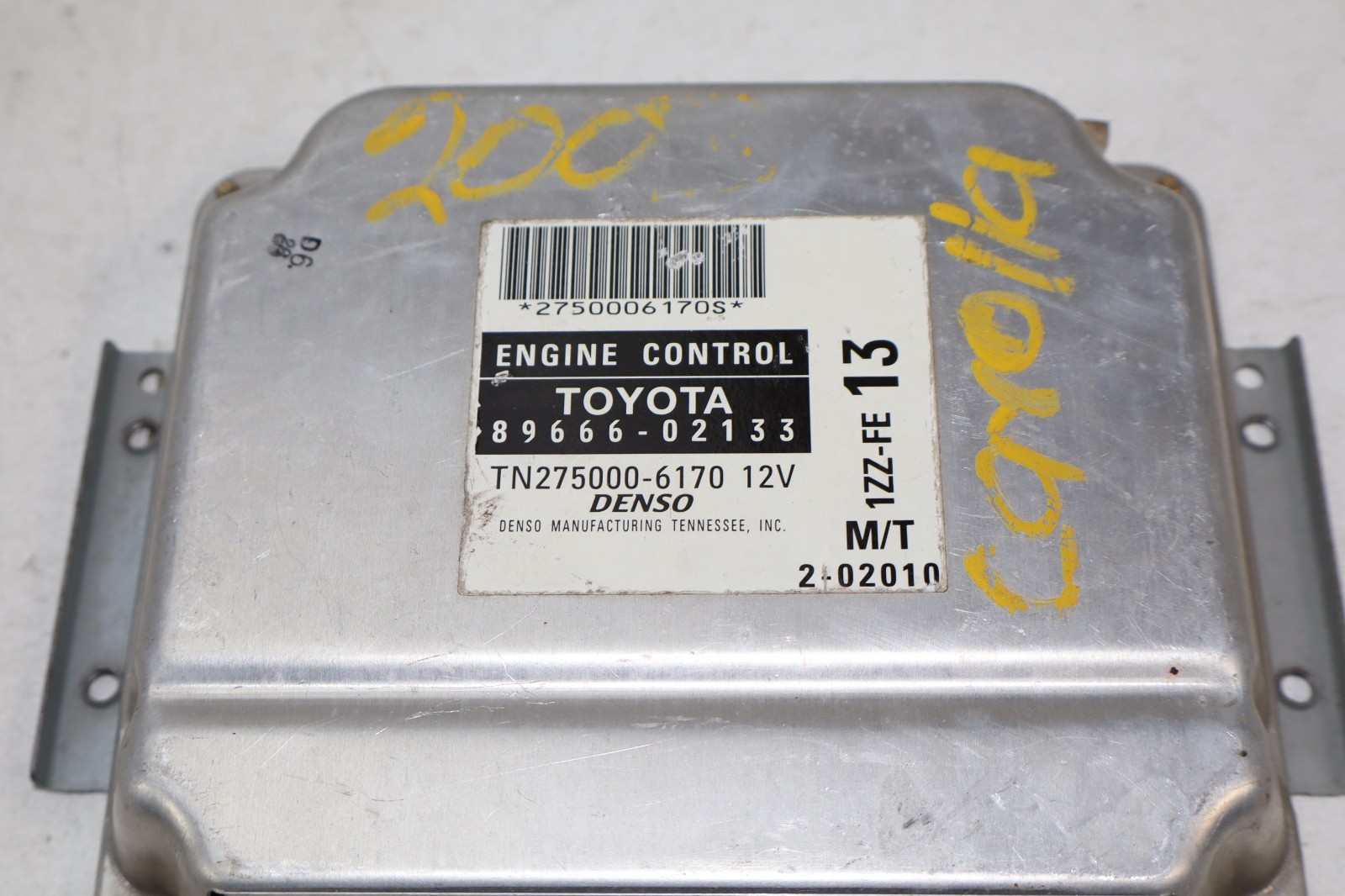 2003-2005 Toyota Corolla Engine Control Module Unit ECU 89666-02133 OEM