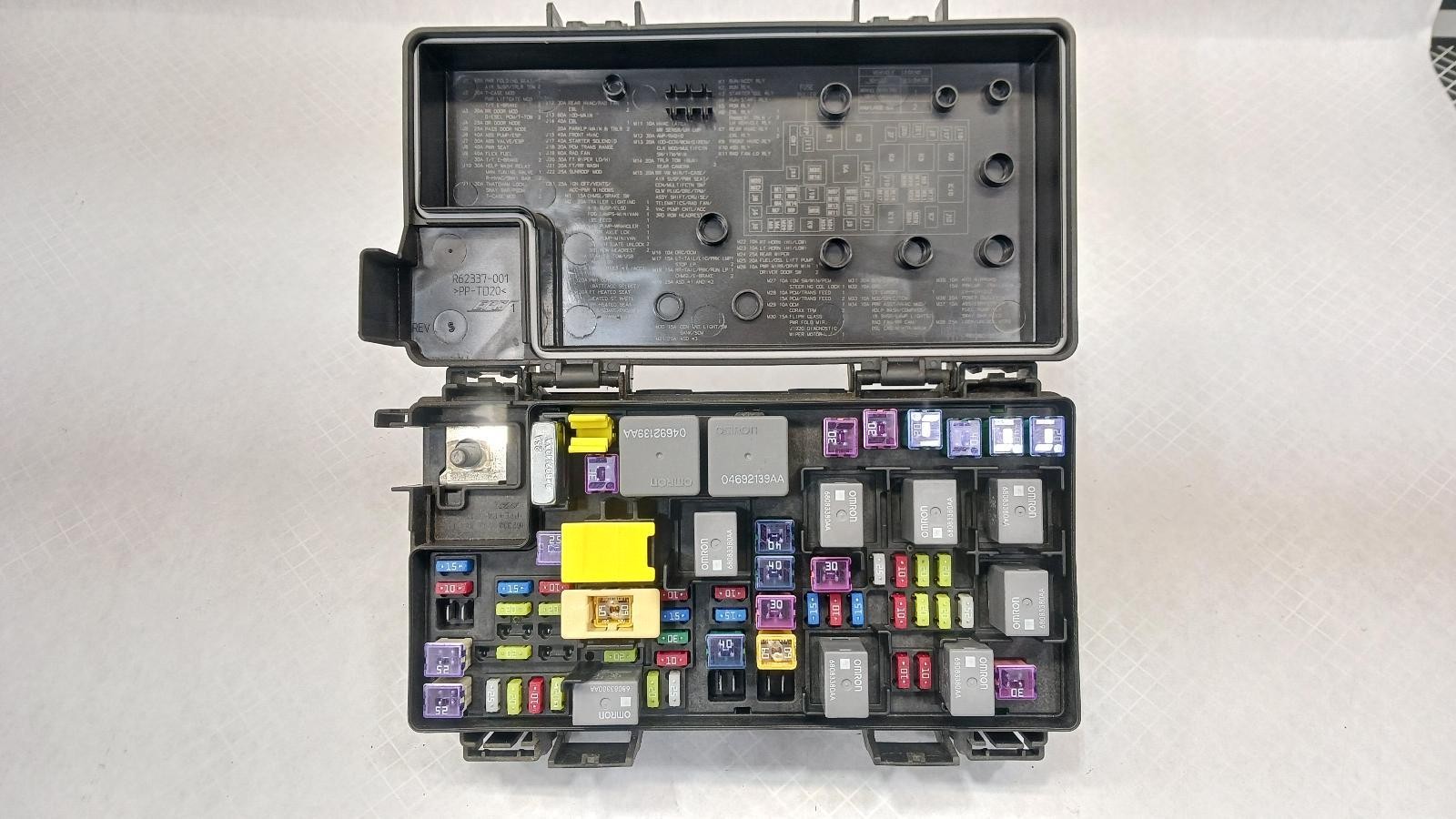 ’13 JEEP WRANGLER TIPC power control module fuse box OEM 1 Year Wnty!