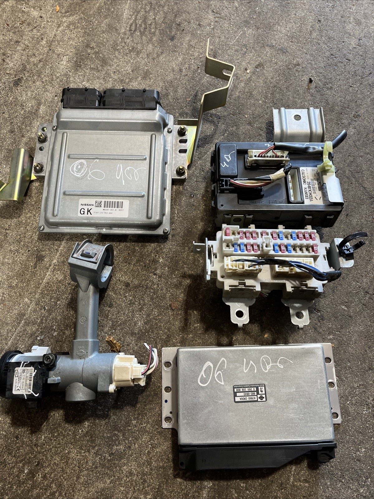 2006 Infiniti G35 Sedan Auto Engine Computer ECU Ecm BCM Key