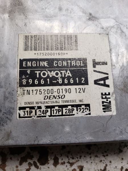 1998 Lexus ES300 Engine ECM Electronic Control Module By Glove Box OEM 1187380