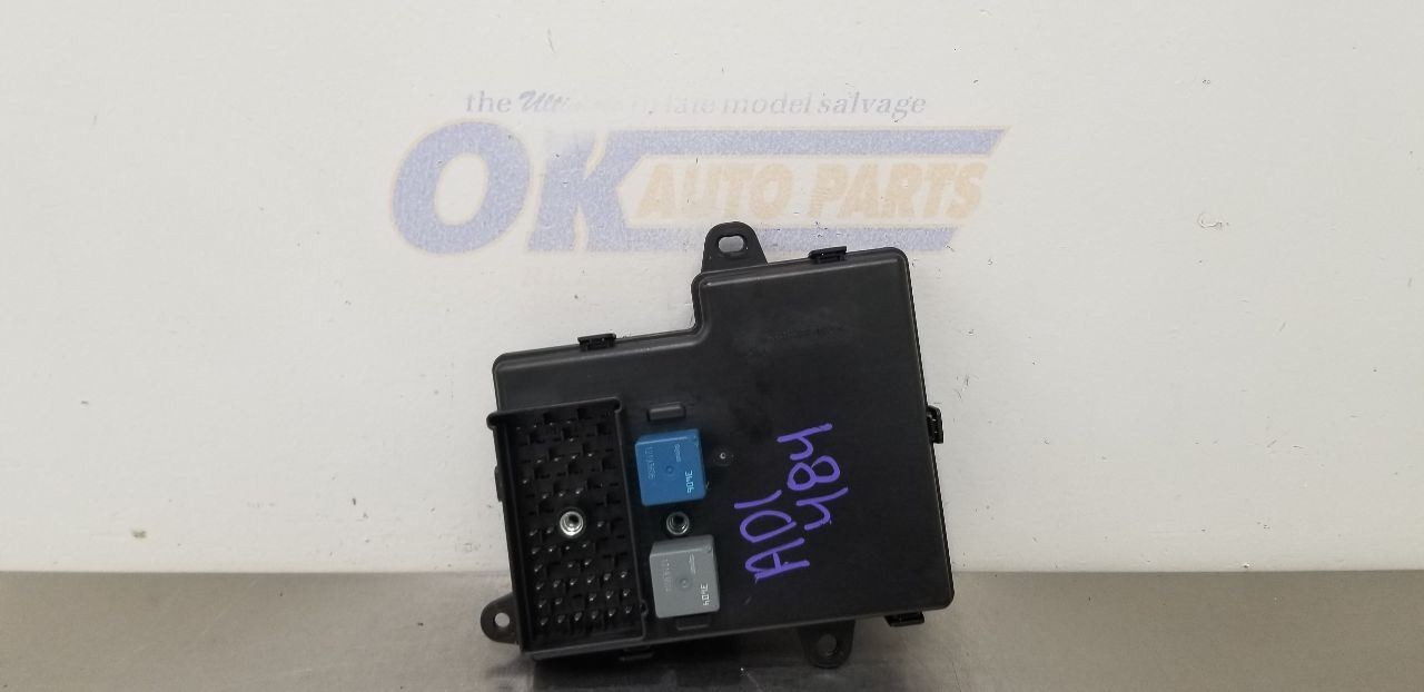 07 CHEVY CORVETTE C6 BODY CONTROL MODULE BCM 15916669