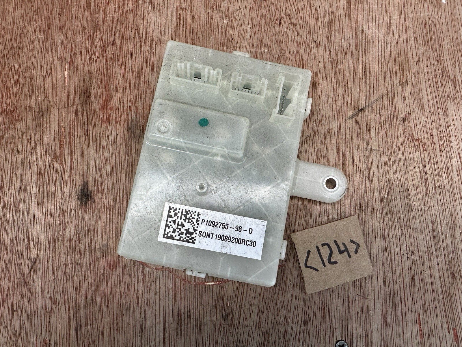 2017-2022 Tesla Model 3 Charging Port Control Module P1092755-98-D OEM 0095