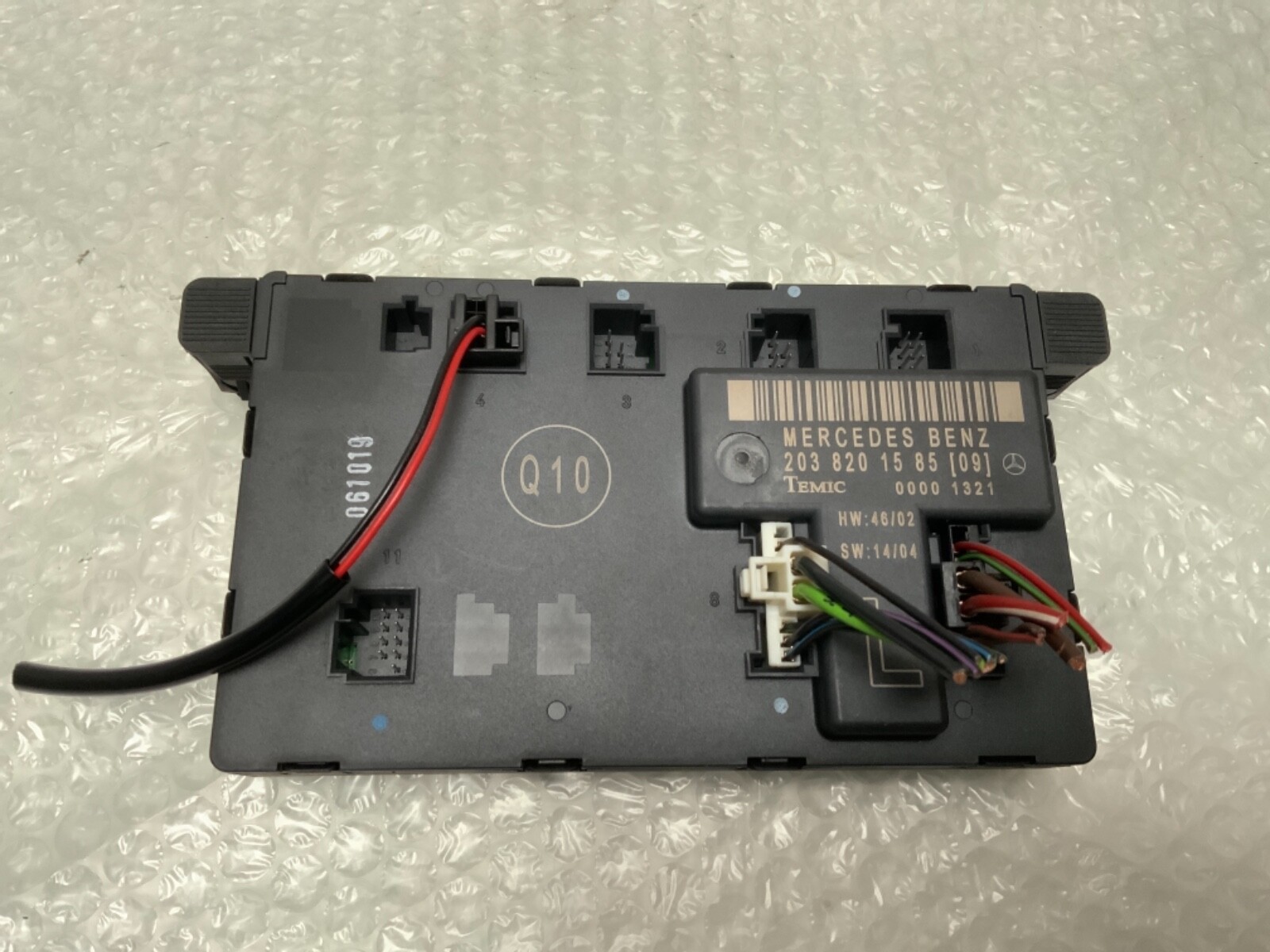 Mercedes Benz C Class W203 Estate 2007 Front Left Door Control Ecu 2038201585