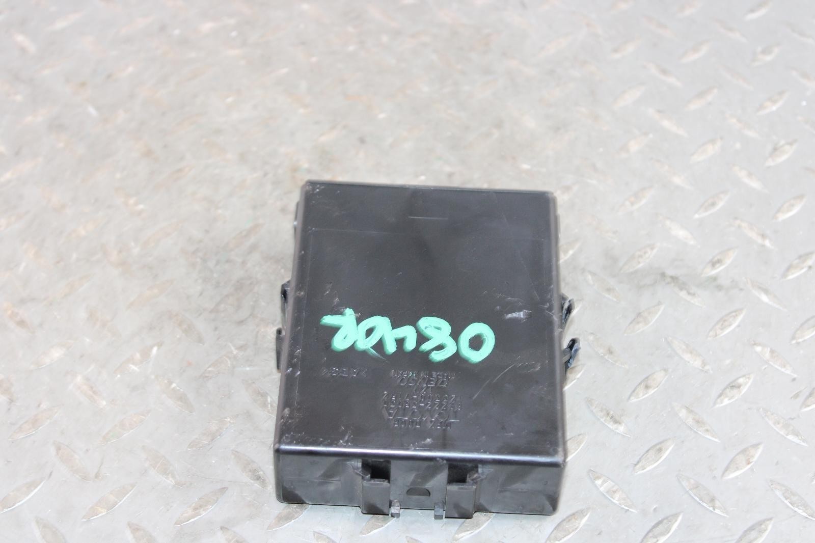 10-24 4 Runner Liftgate Decklid Multiplex Gateway Control Module Unit Factory OE