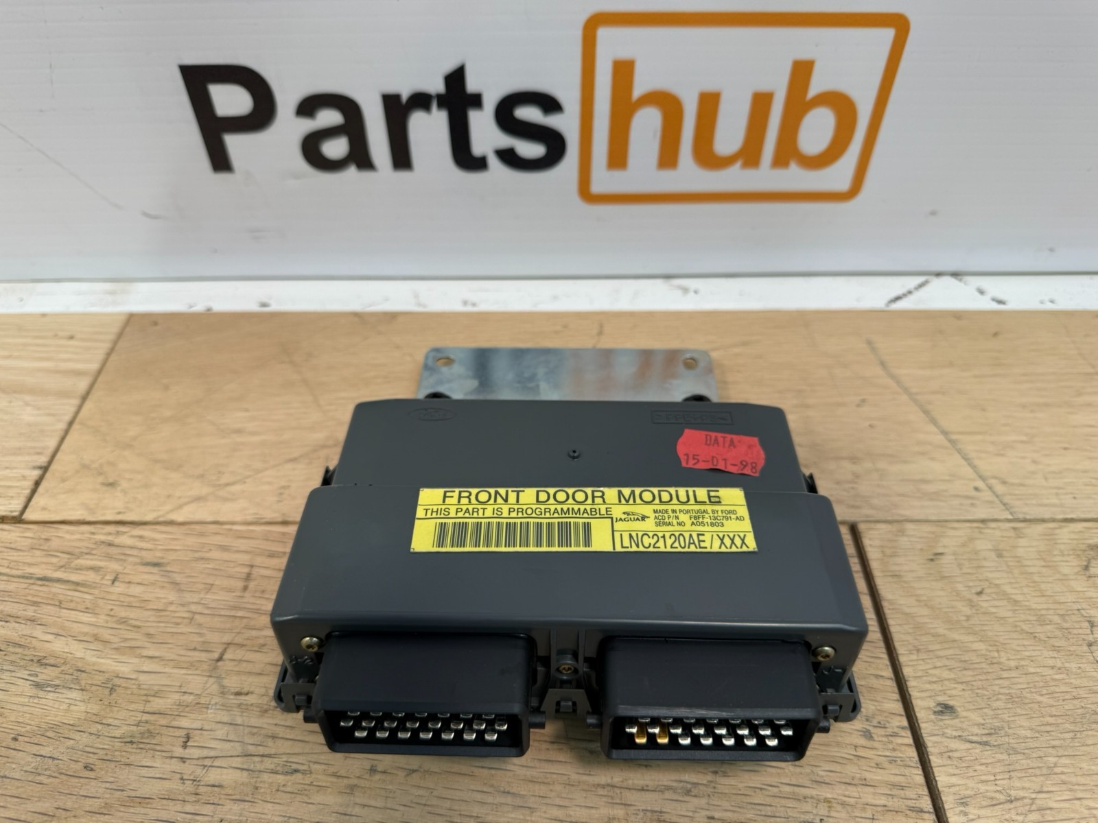 1998 JAGUAR XJ8 FRONT RIGHT THEFT LOCKING DOOR CONTROL MODULE LNC2120AE OEM