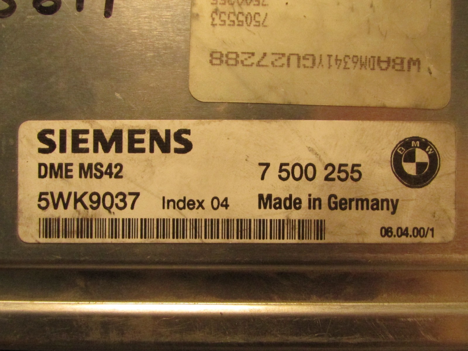 99-00 BMW 528i SDN ECU ECM COMPUTER 7505517