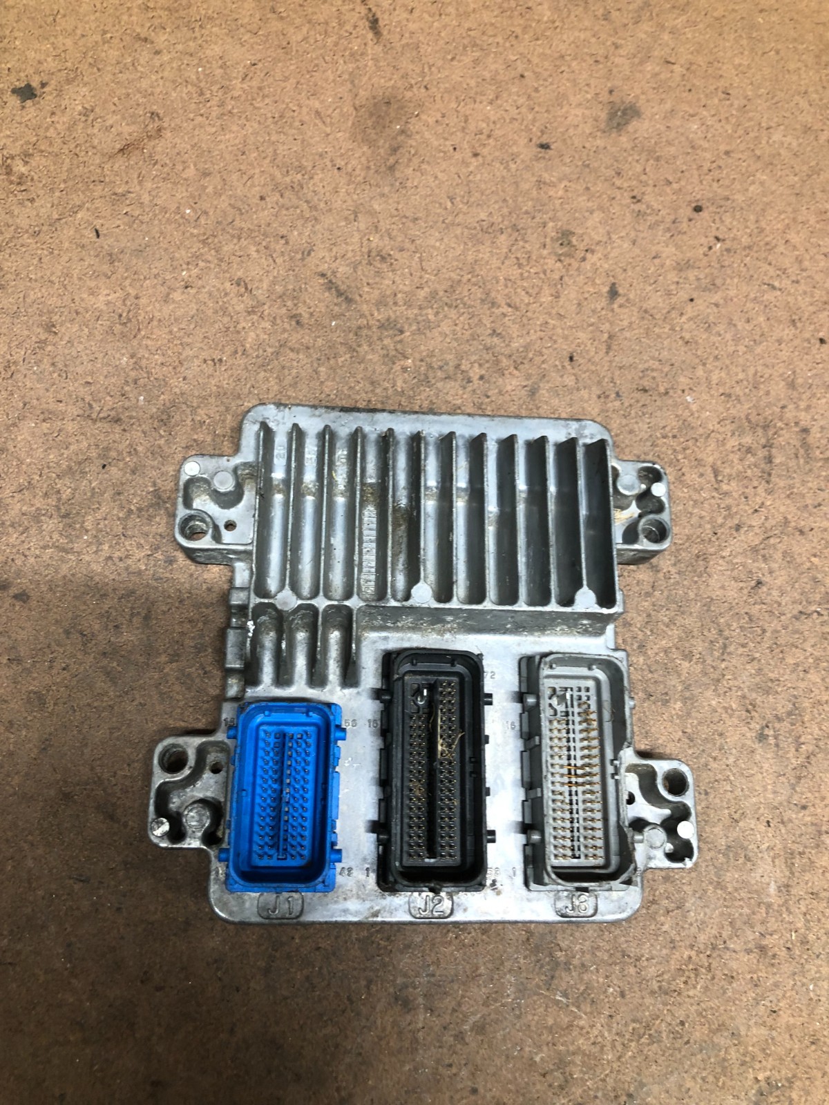 Damage Gm Chevy Engine Control Module Ecm Computer 12608599 12607096 Ynmj